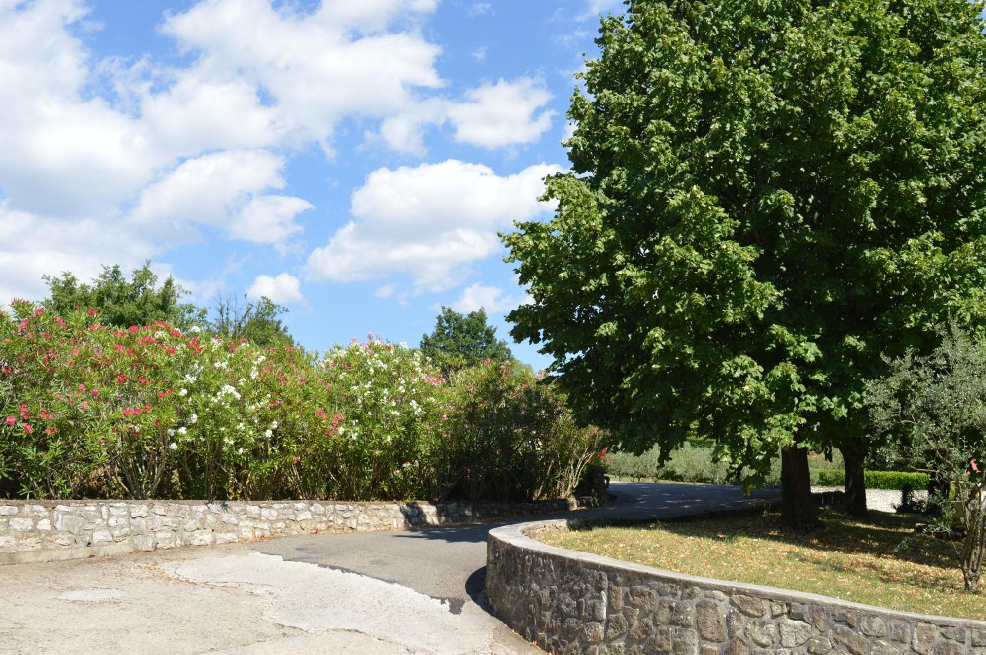 Le Moulin Vallon-Pont-dʼArc Exterior foto